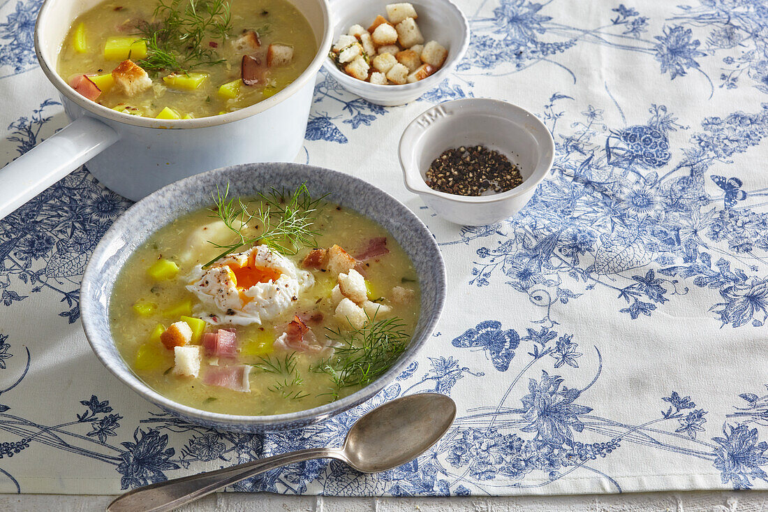 Potato soup with buttermilk, dill, egg and smoked ham