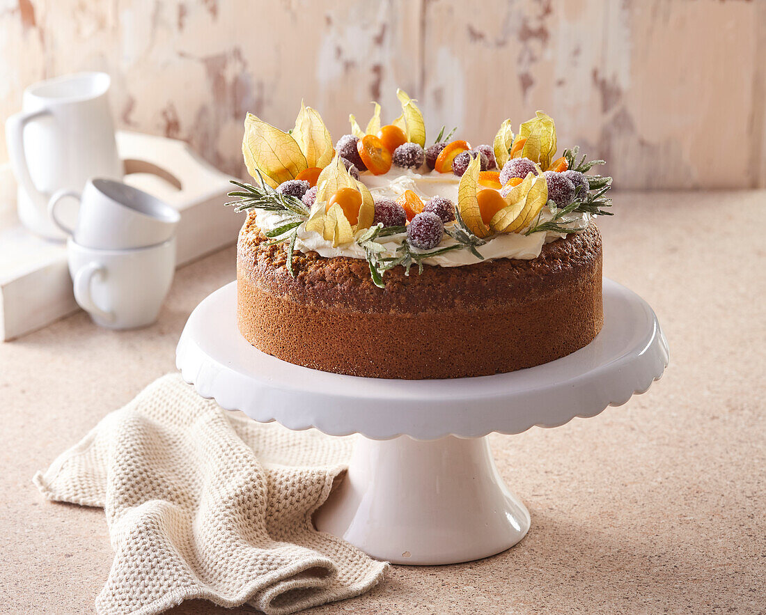 Poppy seed cake with mascarpone cream and fruit