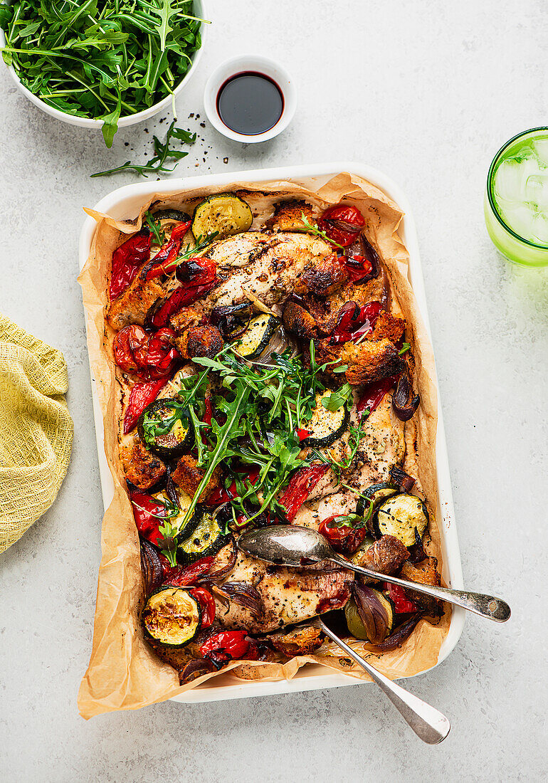 Oven-baked panzanella with chicken and vegetables