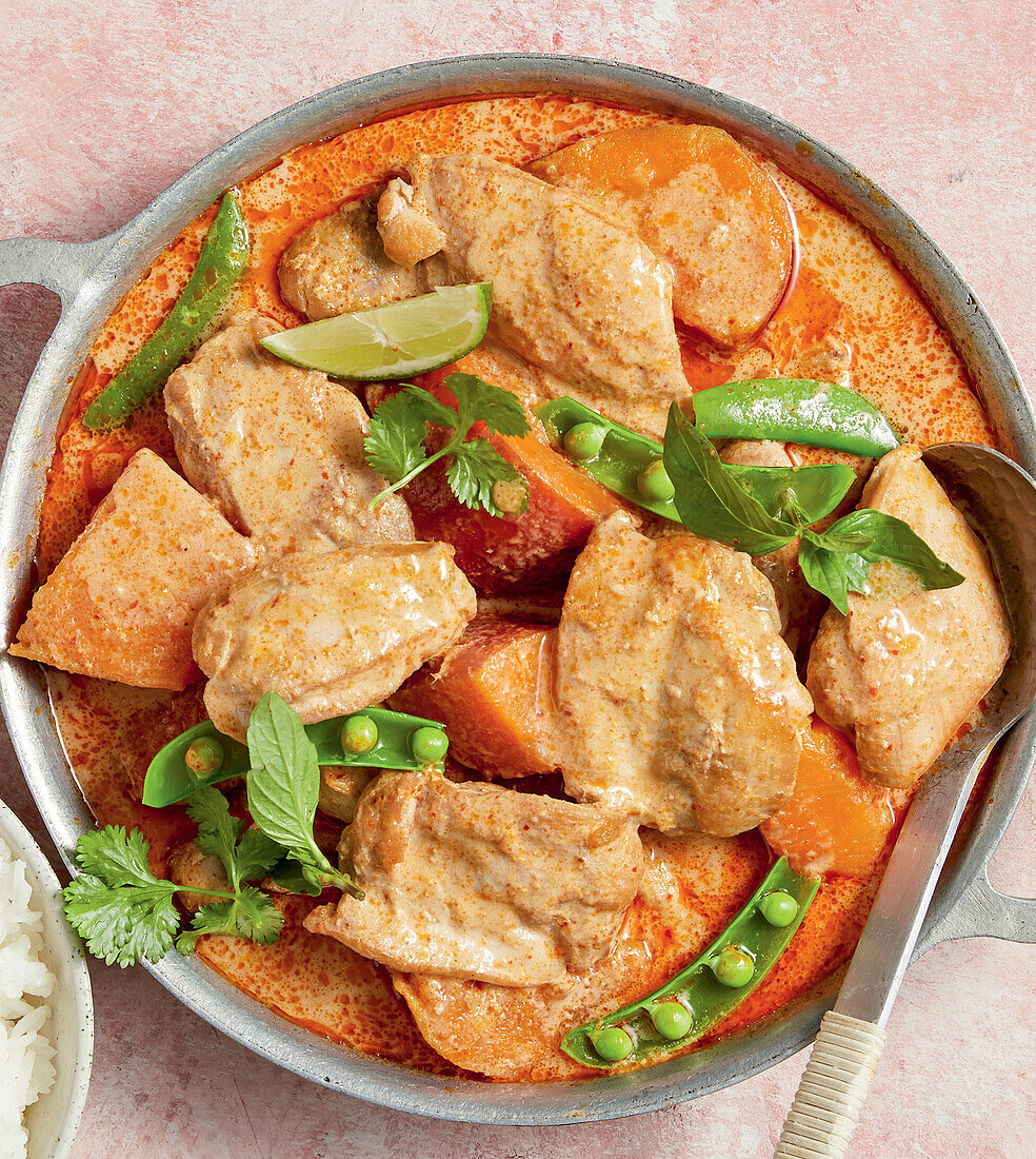 Red chicken curry from the slow cooker
