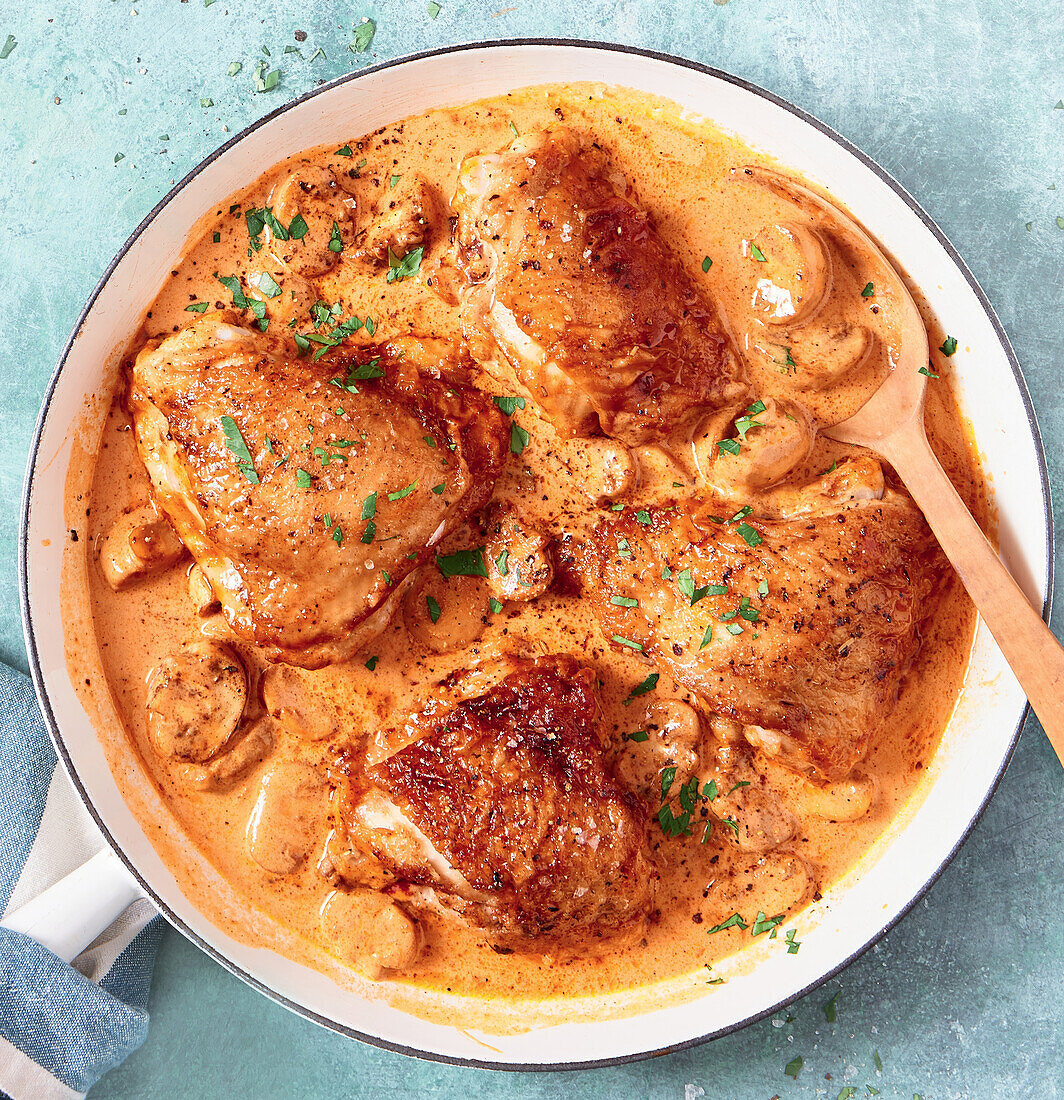 Creamy hunter chicken with mushrooms