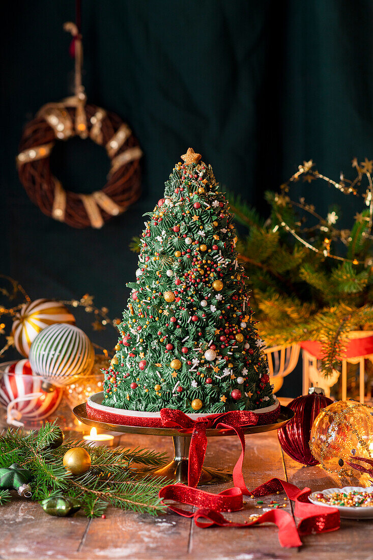 Christmas tree cake