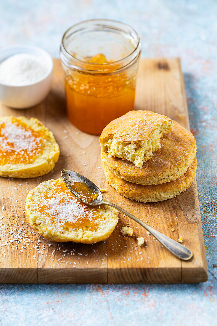 Scones with orange marmalade and grated coconut