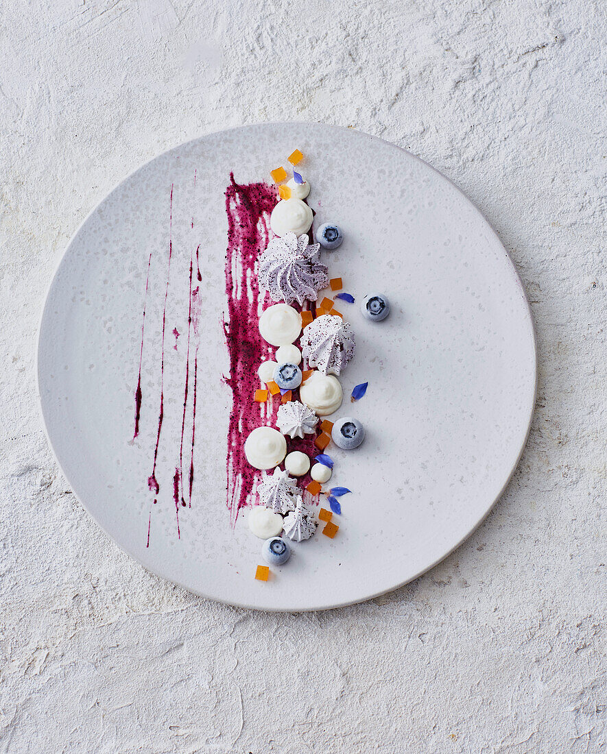 Blueberry meringue with Chantilly cream and apricot jelly