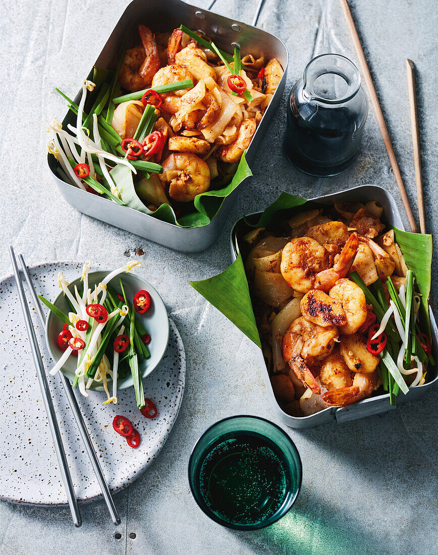 Asian noodle dish with prawns, chilli and spring onions