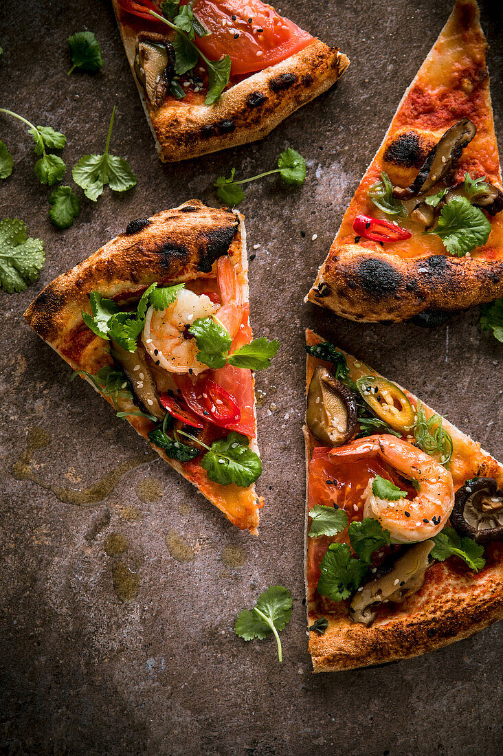 Pizza with prawns and oriental spices
