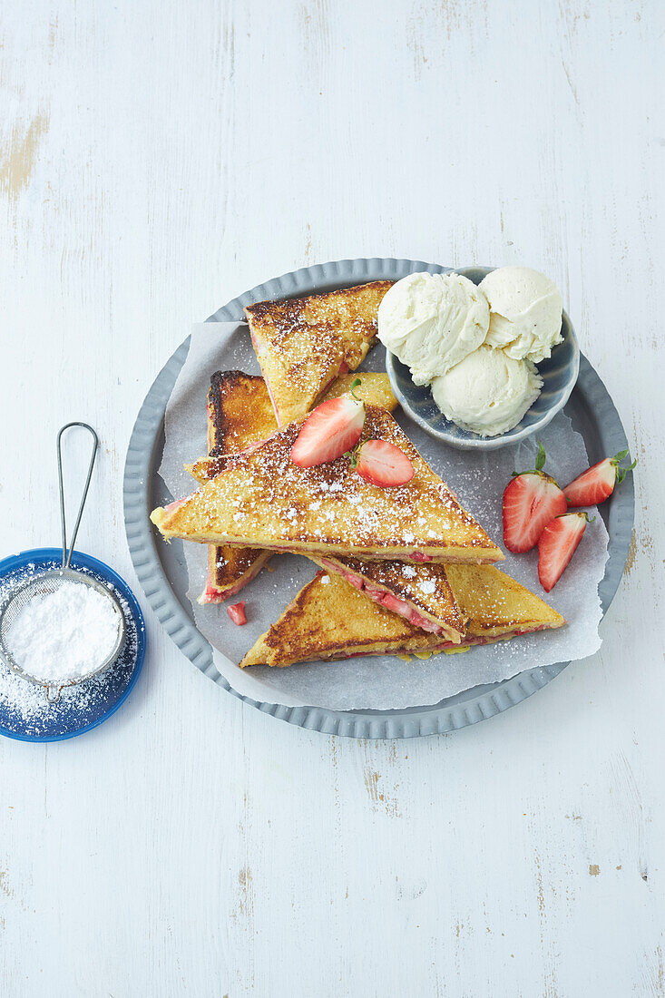 French-Toast mit Erdbeeren