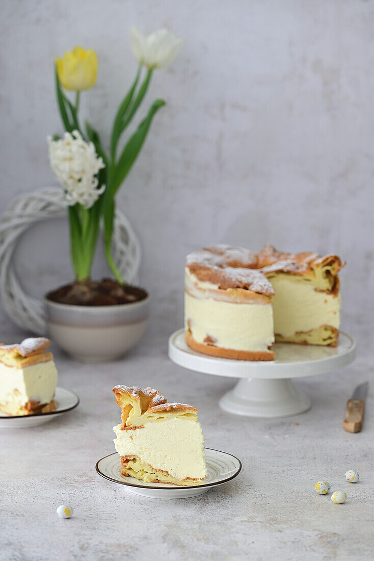 Karpatka cake with vanilla cream