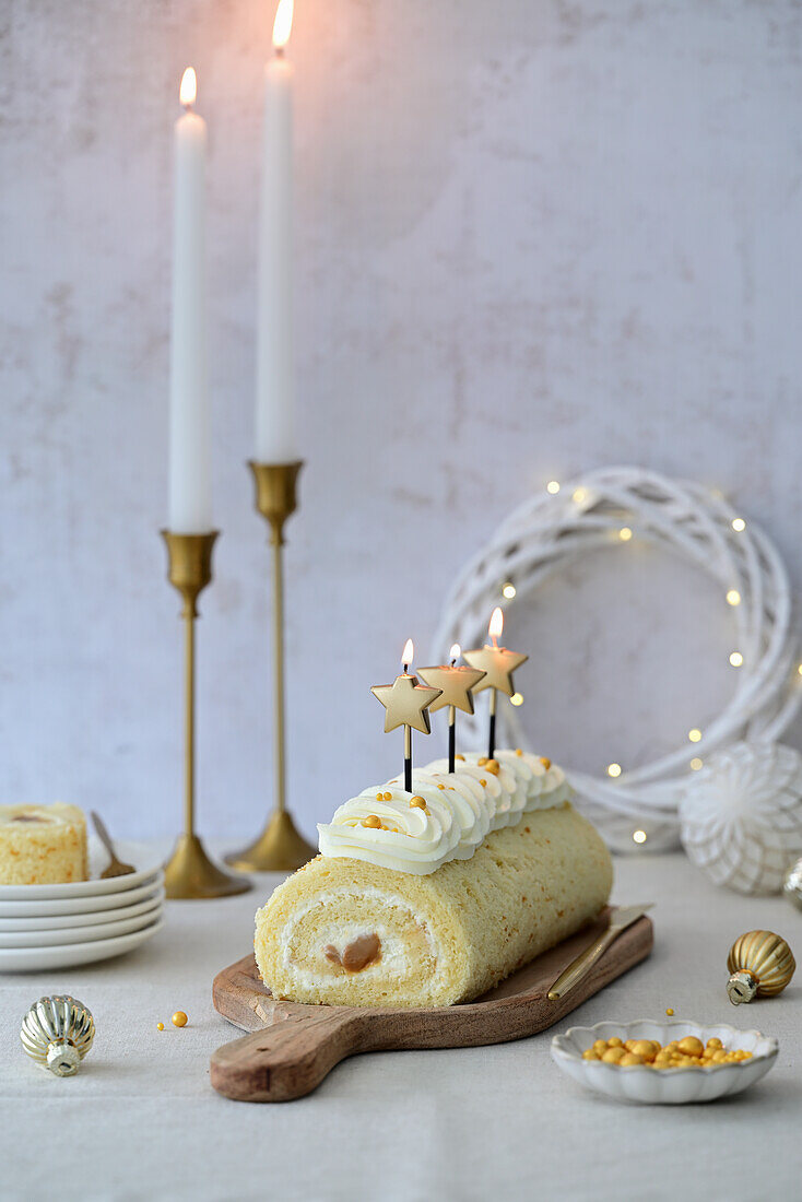 Sponge roll with cream cheese and sweetened condensed milk