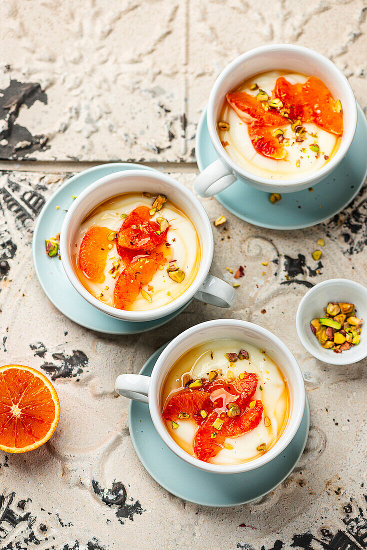 Almond pudding with blood oranges