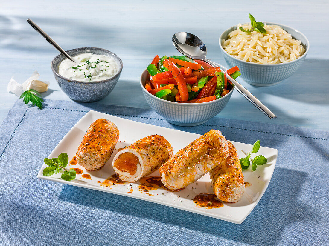  Turkey roulades with tzatziki, small and fine, hearty rolls 