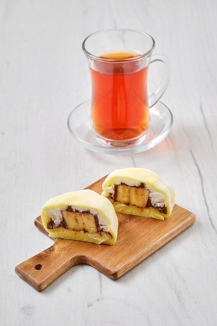 Mochi mit Banane-Kokos und Früchtetee