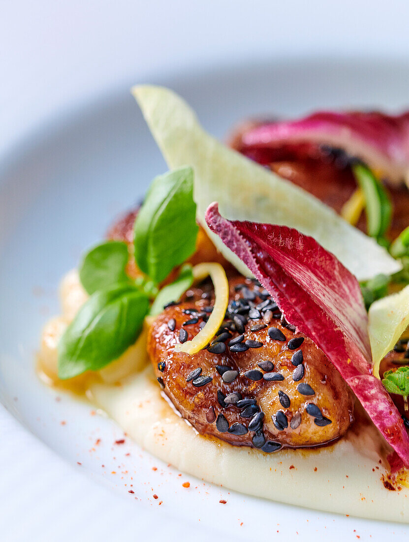 Teriyaki-Lammbries mit Kokos-Zitronen-Sauce