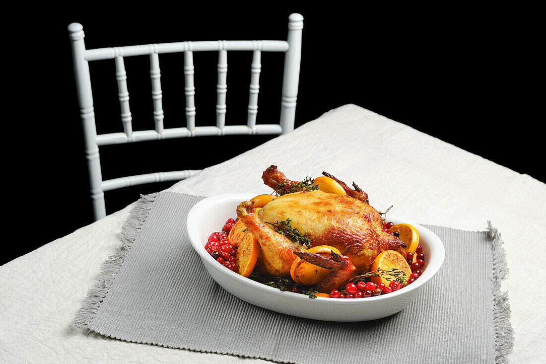 Gebackenes Hähnchen mit Orangen und Cranberries