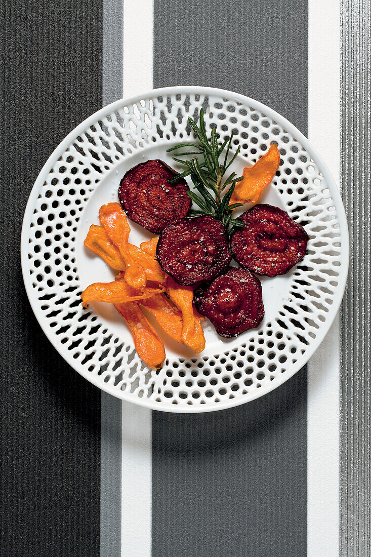 Beetroot crisps and carrot crisps