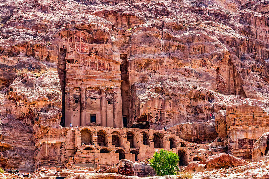 Gräber für Könige, Petra, Jordanien. Erbaut von Nabatäern zwischen 200 v. Chr. und 400 n. Chr.