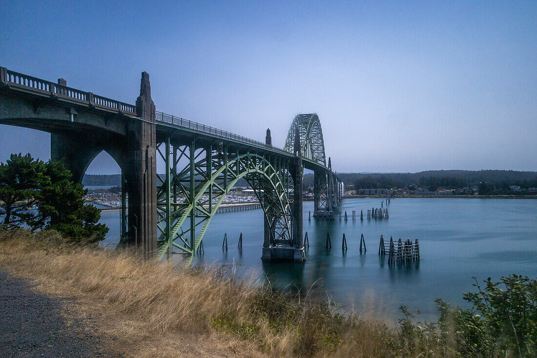 Usa, Oregon, Newport. Yaquina Bay Bridge