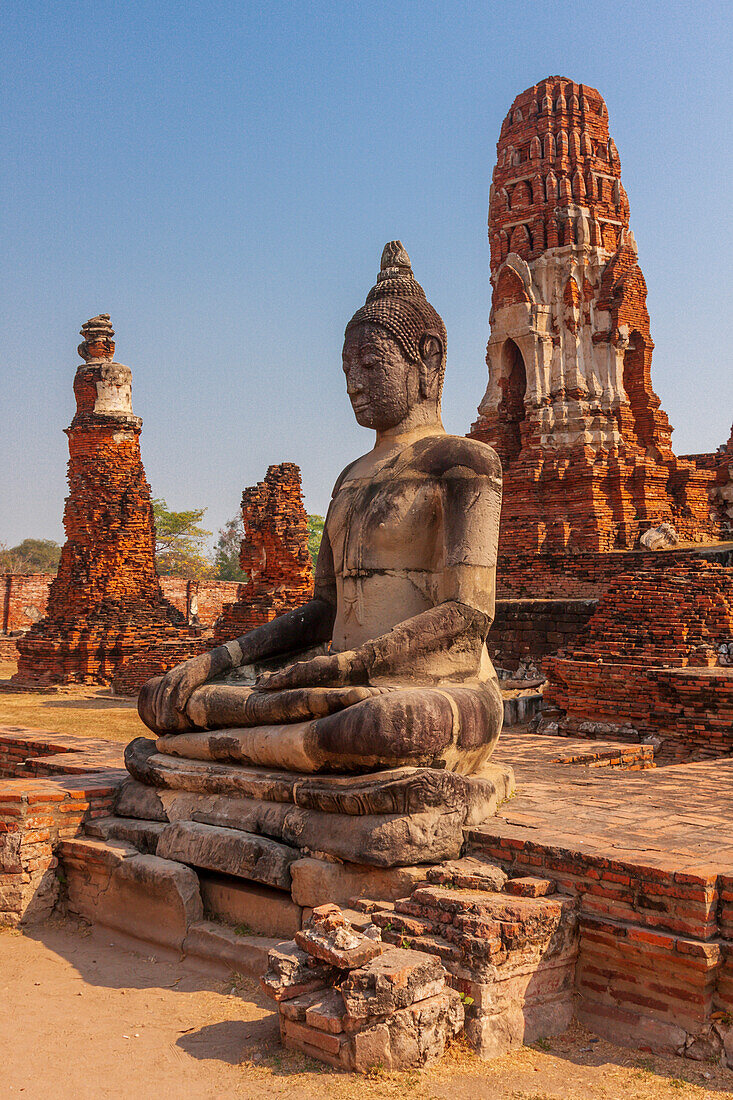 Thailand, Ayutthaya. Wat Mahathat.