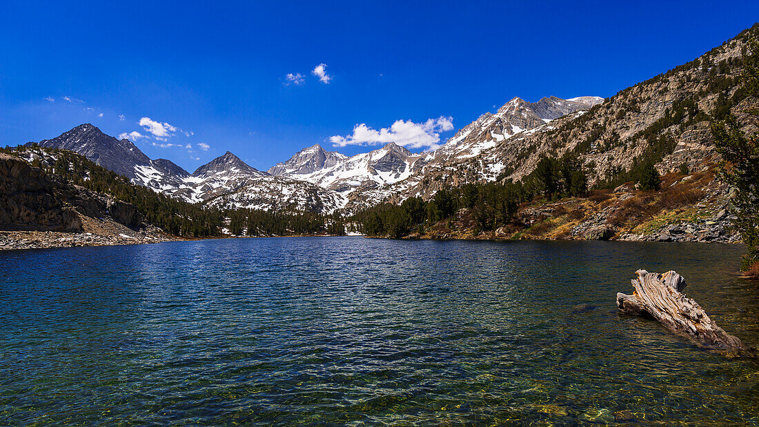 Long Lake in the Little Lakes Valley, John Muir Wilderness, California, USA