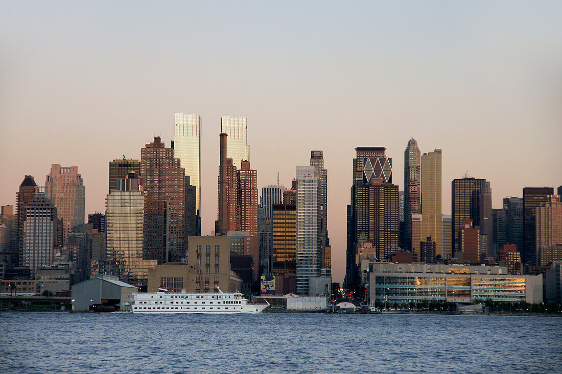 Manhattan Skyline von Weehawken aus gesehen