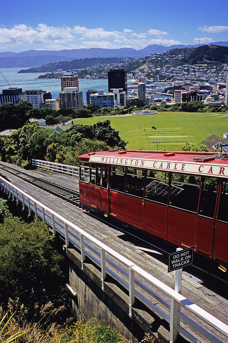 New Zealand, Cable Car; Wellington