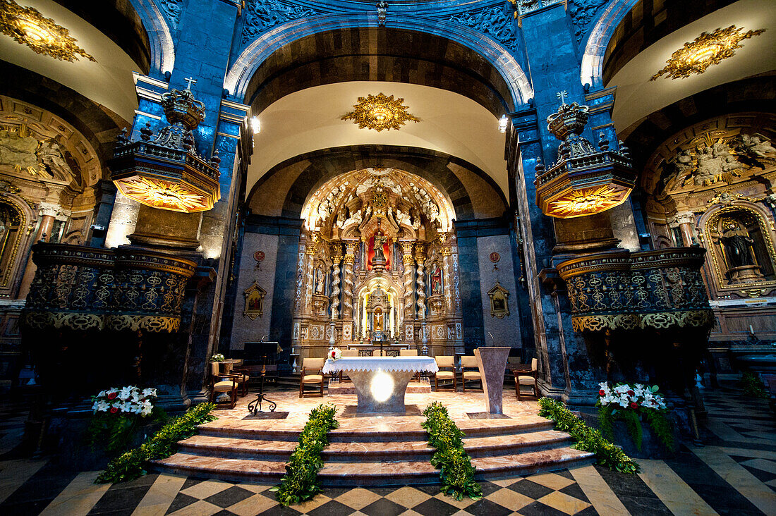 Innenraum der Wallfahrtskirche St. Ignatius von Loyola, Baskenland, Spanien