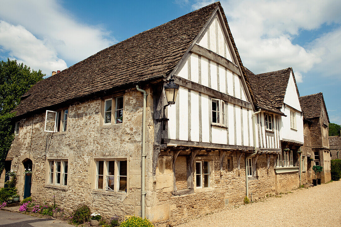 Alte Häuser in Lacock, Wiltshire, Großbritannien