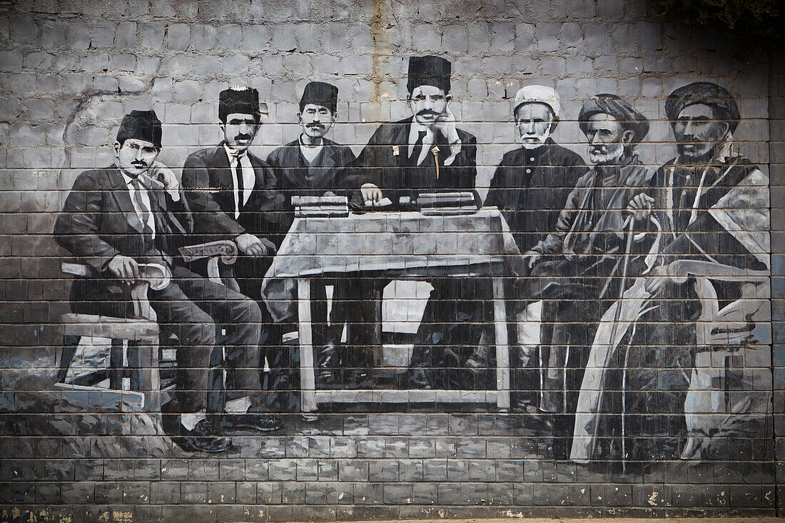 Wandgemälde berühmter kurdischer Persönlichkeiten, Sulaymaniyah, Irakisch-Kurdistan, Irak