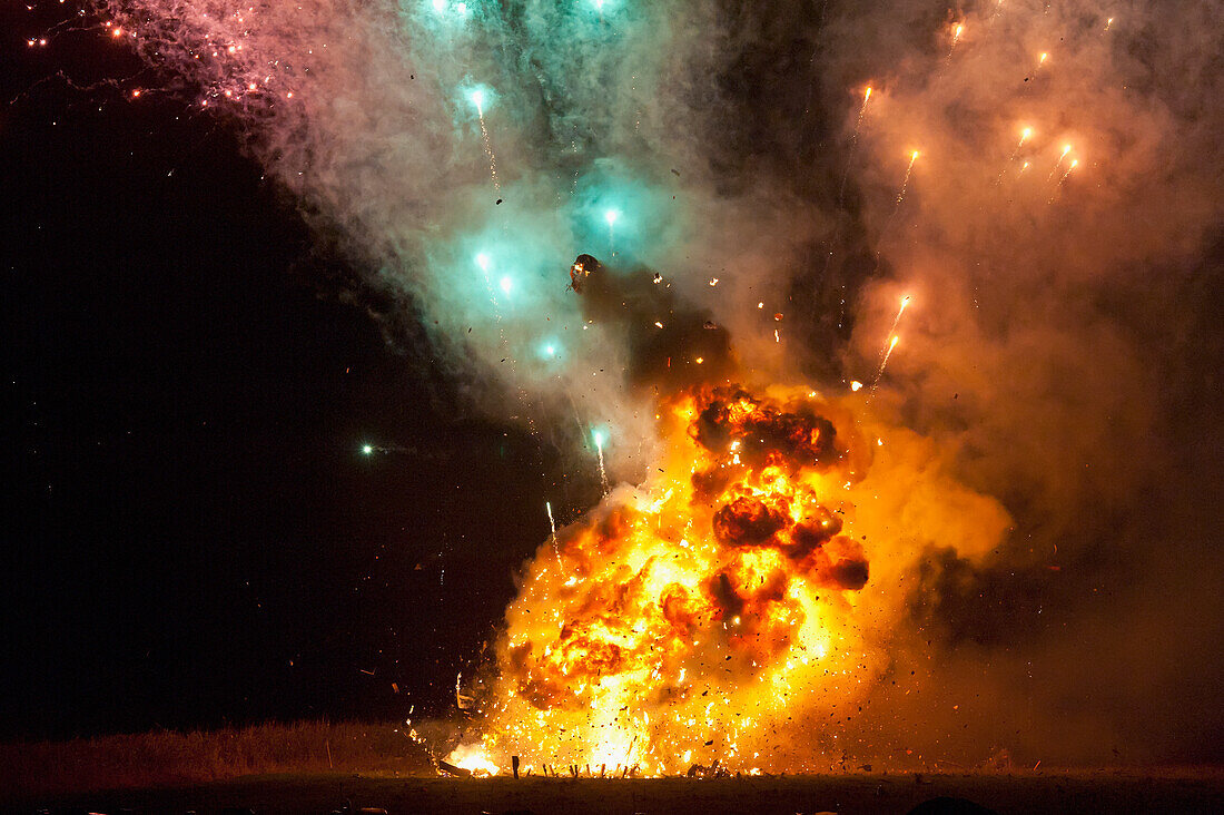 Final, Large Explosion Of Effigy Of Guy Fawkes On Bonfire Night, Lewes, East Sussex, Uk