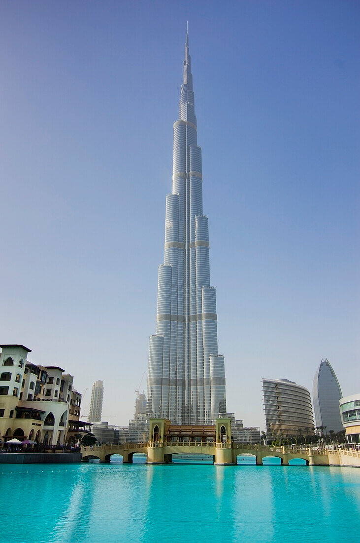 Vereinigte Arabische Emirate, Blick auf das Burj Khalifa Hotel; Dubai