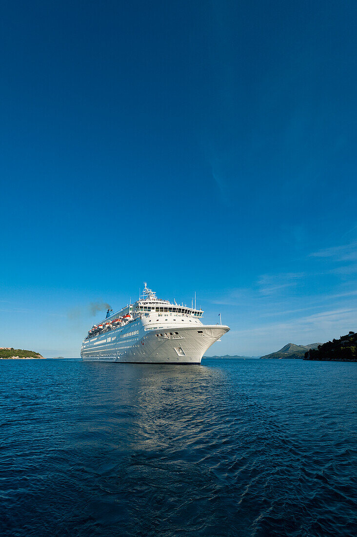 Croatia, Thomson Majesty cruise ship coming into port; Dubrovnik