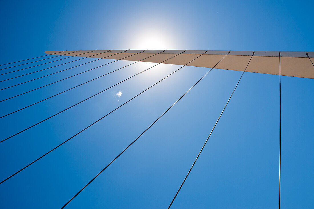 Puente De La Mujer des Architekten Santiago Calatrava, Puerto Madero, Buenos Aires, Argentinien