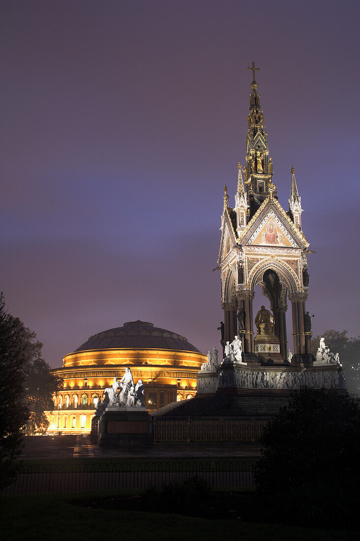 Europa, Großbritannien, England, London, Royal Albert Memorial und Halle in der Abenddämmerung