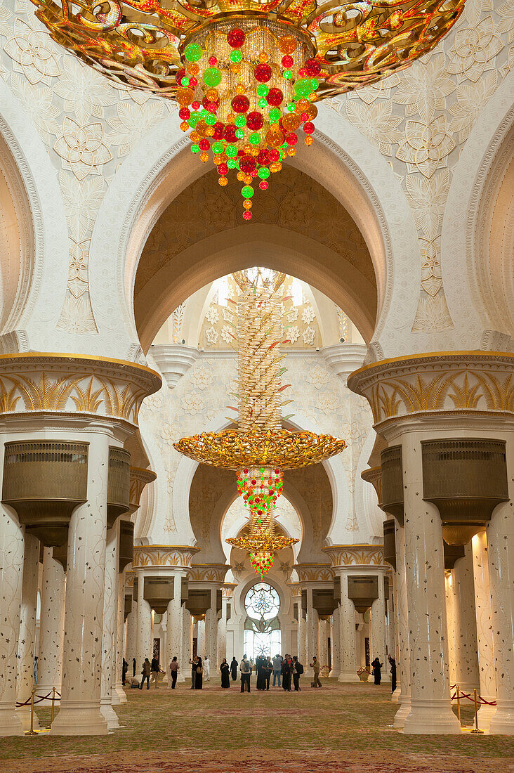 UAE, Main prayer hall inside Sheikh Zayed Grand Mosque; Abu Dhabi