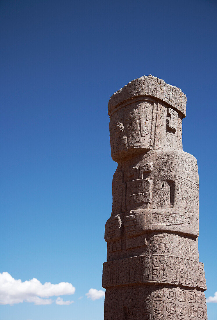 Statue bei den Ruinen von Tiahuanaco; Bolivien