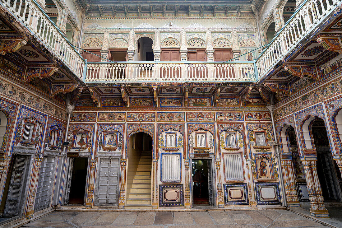 Bemalter Haveli-Hof; Nawalgarh, Shekawati, Rajasthan, Indien