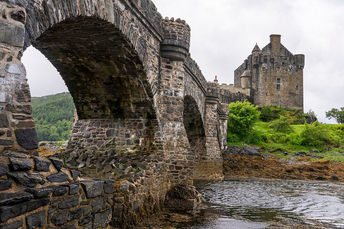 A view of Eilean Donan Castle and its causeway bridge in Kyle of Lochalsh, Scotland; Kyle of Lochalsh, Scotland