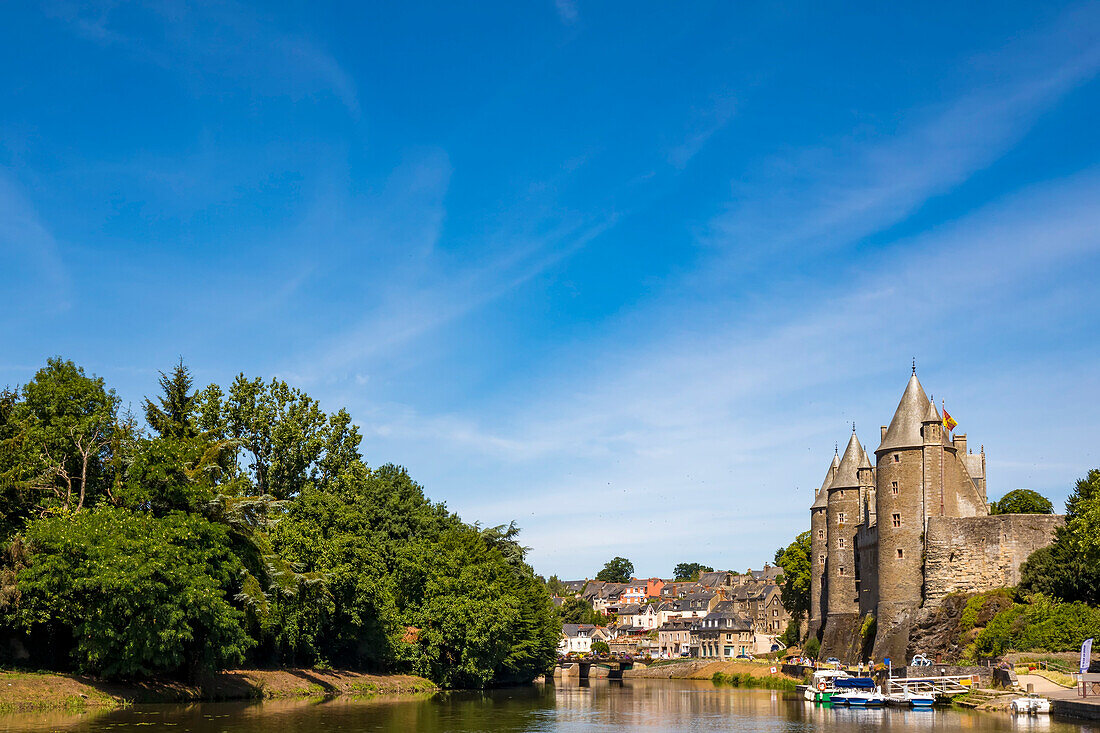 Schloss Josselin am Fluss Oust; Josselin, Morbihan, Nordwest-Frankreich, Frankreich