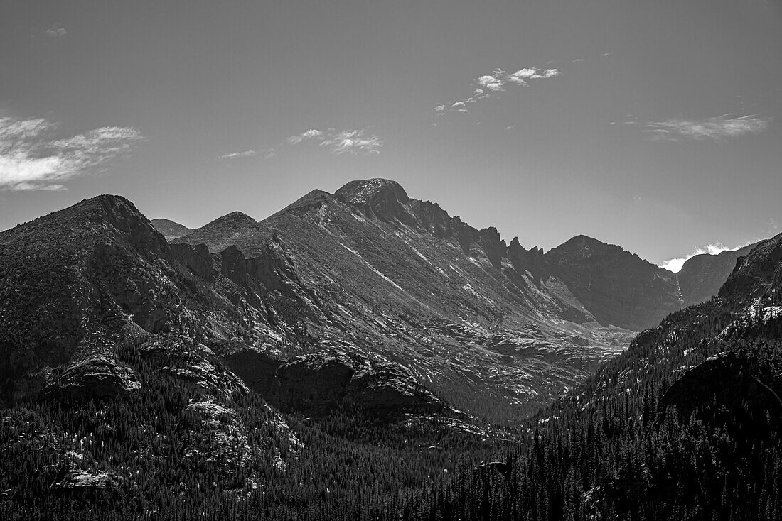 La Sal Mountains in schwarz-weiß, Teil der südlichen Rocky Mountains in Utah, USA; Utah, Vereinigte Staaten von Amerika