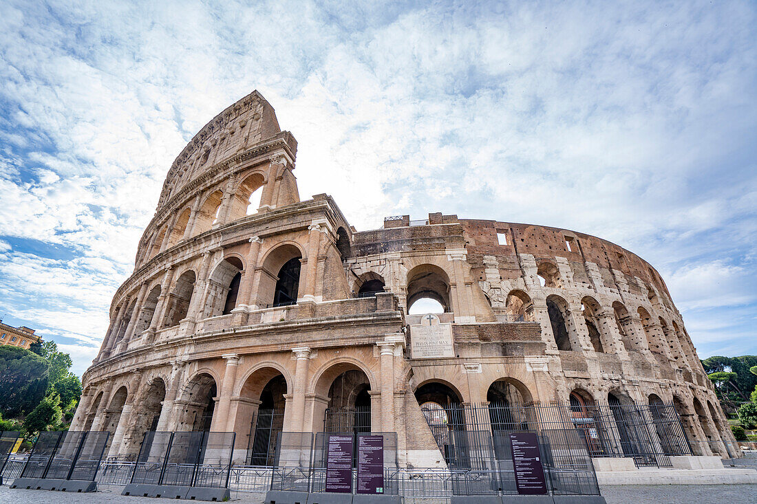 Kolosseum Amphitheater (Colosseo); Rom, Italien