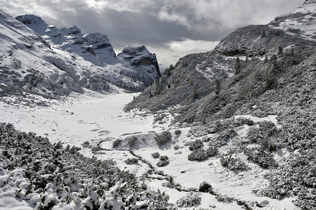 Conturines Spitze mountain in the Italian Dolomites.; Cortina d'Ampezzo, Dolomites, Italy.