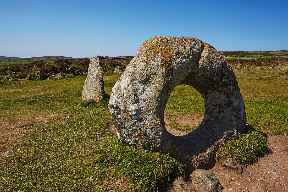 The prehistoric Men-an-Tol standing stones near Penzance; Cornwall, England, Great Britain