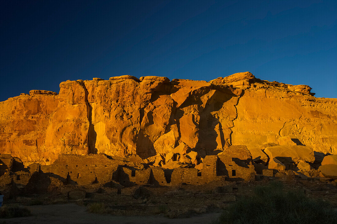 Restaurierte Gebäude im Pueblo Bonito, Chaco Culture National Historical Park, New Mexico, USA; New Mexico, Vereinigte Staaten von Amerika