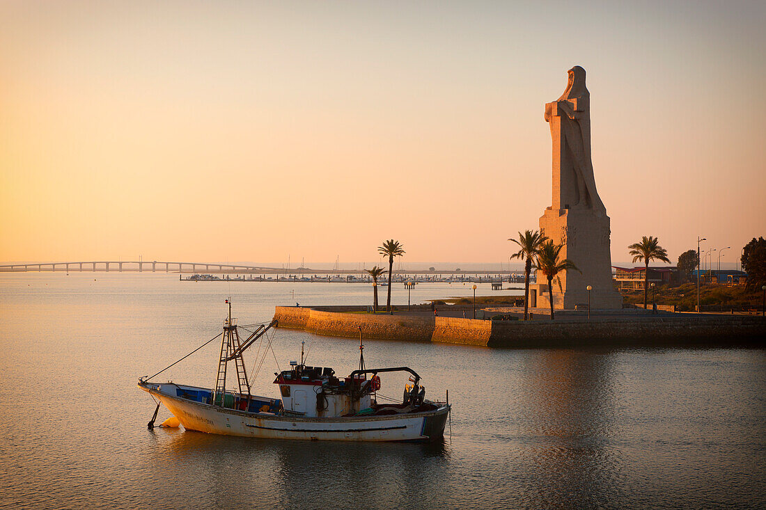 Kolumbus-Denkmal von Gertrude V. Whitney an der Punta Del Sebo bei Huelva; Provinz Huelva Andalusien Spanien