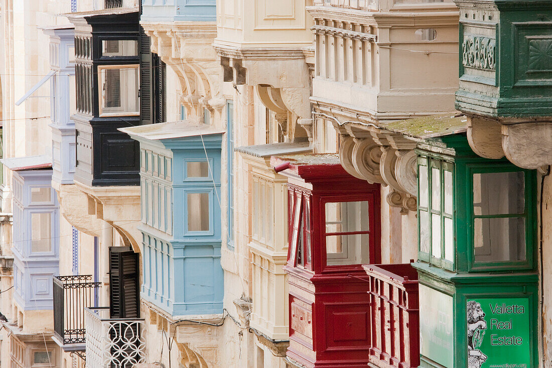 Geschlossene Balkone, Valletta, Malta