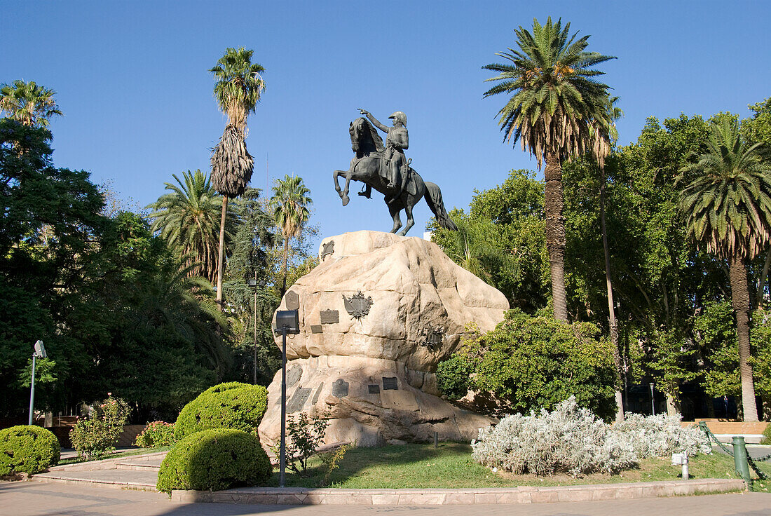 Statue von General San Martin; Mendoza Argentinien