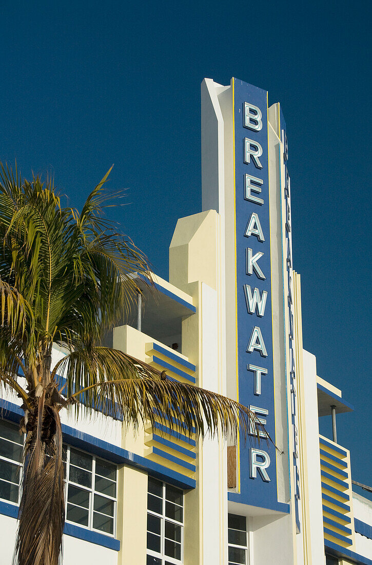 USA, Florida, Miami, South Beach, Art-Déco-Viertel, klassisches Gebäude.