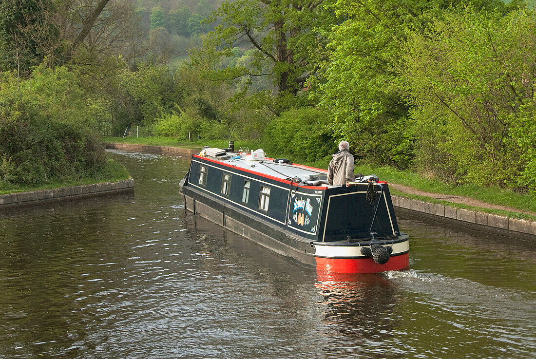 Vereinigtes Königreich, Wales, Llangollen Canal, Schmales Boot auf dem Kanal