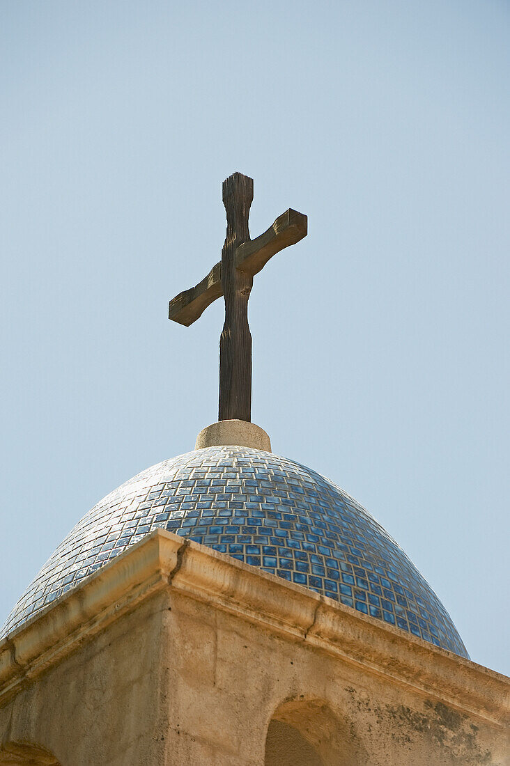 A Cross On Top Of A Dome Roof; Sedona Arizona United States Of America