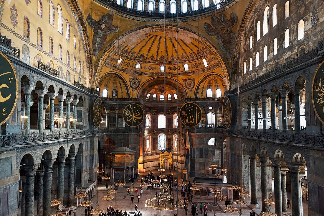 Das Innere des Hagia Sophia Museums; Istanbul Türkei